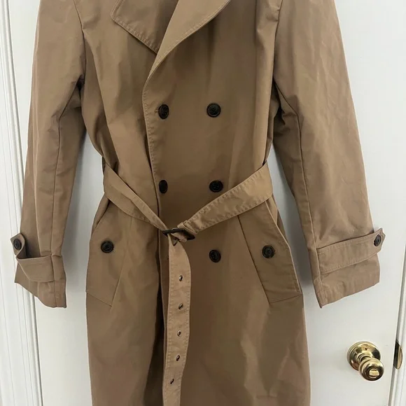 NWOT Express Tan Trench Coat Size Medium - Picture 3 of 8